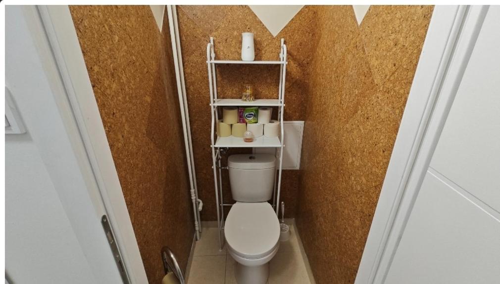 Derkovits Appartman Szombathely Esterno foto